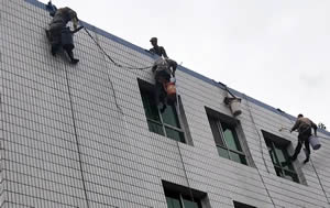 珠海蜘蛛人外墙清洗